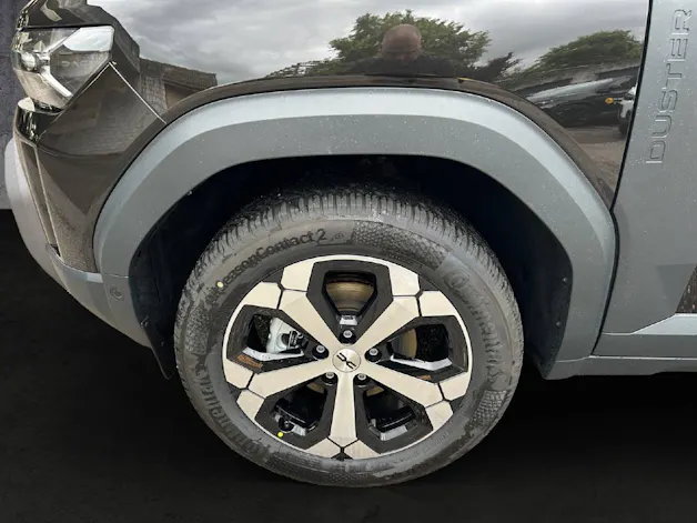Dacia Duster journey hybrid 150 4x4