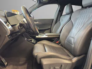BMW X1 23i xDrive paddles