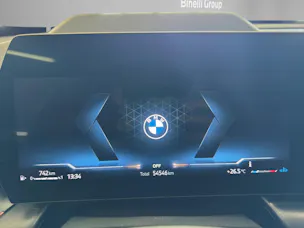 BMW X1 23i xDrive paddles