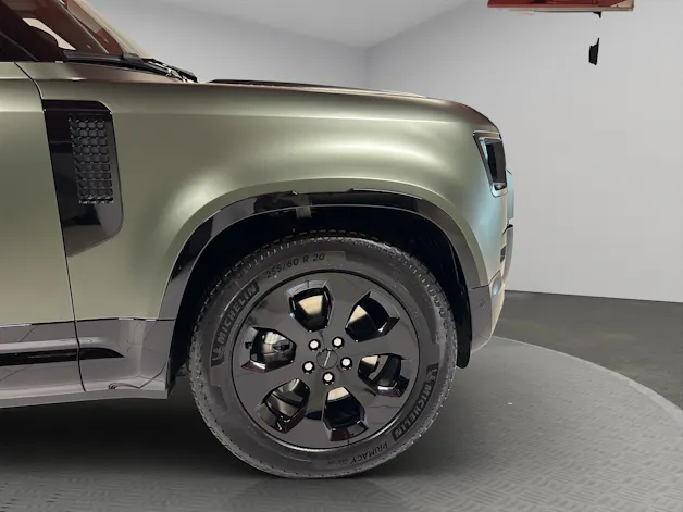 Land Rover Defender 90 3.0 D I6 250 X-Dynamic SE