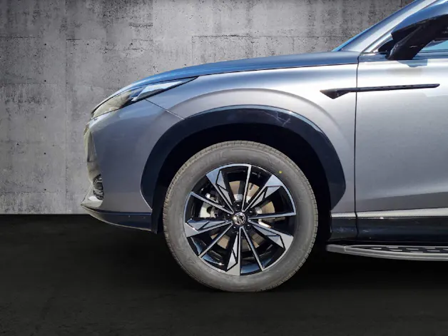 MG HS 1.5 PHEV Luxury