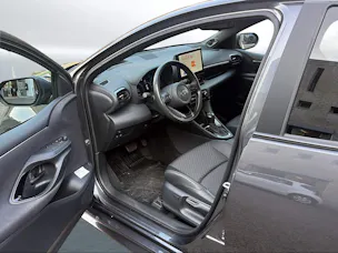 Toyota Yaris 1.5 VVT-i HSD Premium