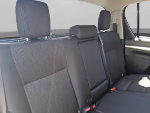 Toyota Hilux Double Cab.-Pick-up 2.8 48038/004