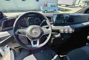Nissan Interstar 3.5T Dreiseitenkipper L2H1