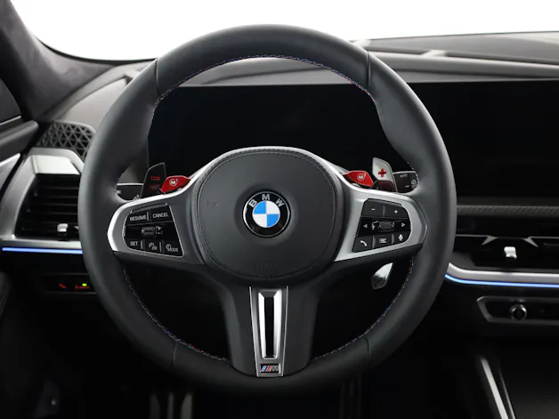 BMW XM 50e Plug-in Hybrid