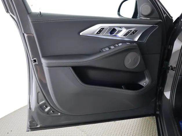 BMW XM 50e Plug-in Hybrid