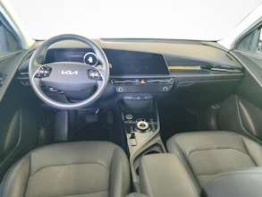 https://vehicle.imgix.net/4364000/80aeedb5-56d7-465b-a90f-02557f161905.jpg