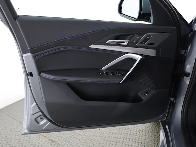 BMW iX2 20 eDrive