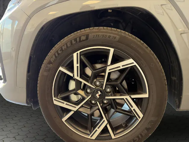 Hyundai Tucson 1.6 T-GDi HEV N-Line LUX.pack 4WD
