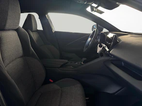 https://vehicle.imgix.net/4364070/31165c69-08a1-4b06-9702-db9efb62cf76.jpg