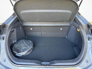 image du véhicule TOYOTA C-HR 2.0 PHEV Swiss Edition