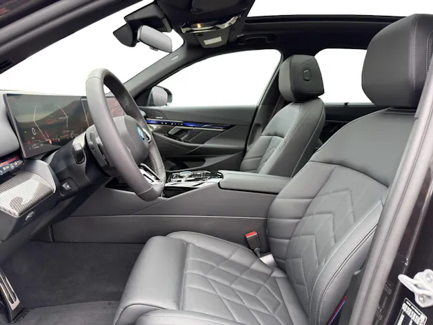 BMW 550e xDrive Touring
