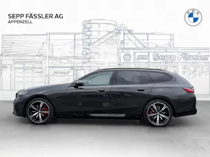 BMW 550e xDrive Touring