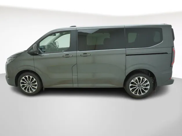 Ford Tourneo Custom L1 2.5 Plug-in-Hybrid Titanium X