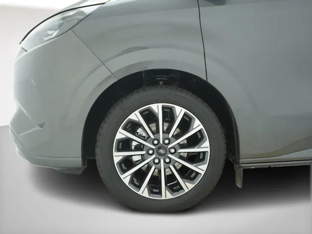 Ford Tourneo Custom L1 2.5 Plug-in-Hybrid Titanium X