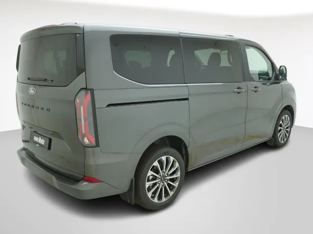 Ford Tourneo Custom L1 2.5 Plug-in-Hybrid Titanium X