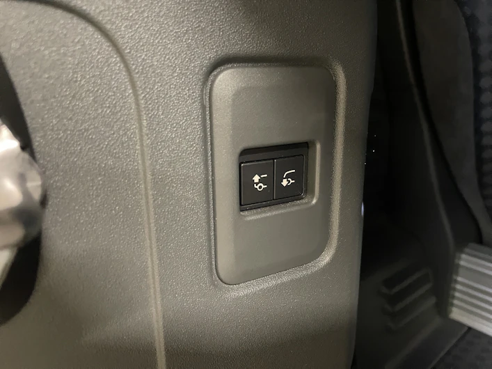 Fahrzeugbild LAND ROVER DEFENDER