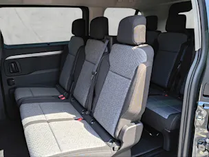 Peugeot Traveller Standard 2.2 BlueHDi 180  Family Edition S/S