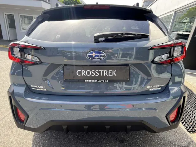 Subaru Crosstrek 2.0i e-Boxer Swiss Plus