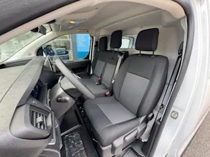 Opel Vivaro Cargo XL 2.0D Automat