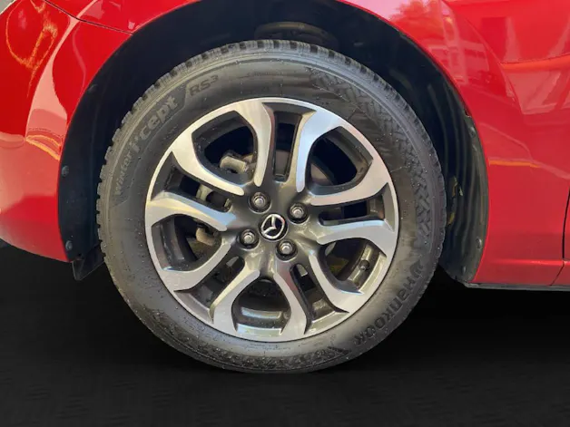 MAZDA 2 SG90 AT Revolution L W H N