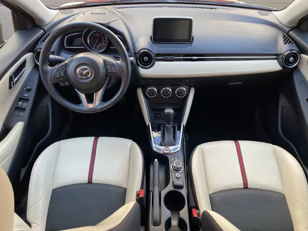MAZDA 2 SG90 AT Revolution L W H N