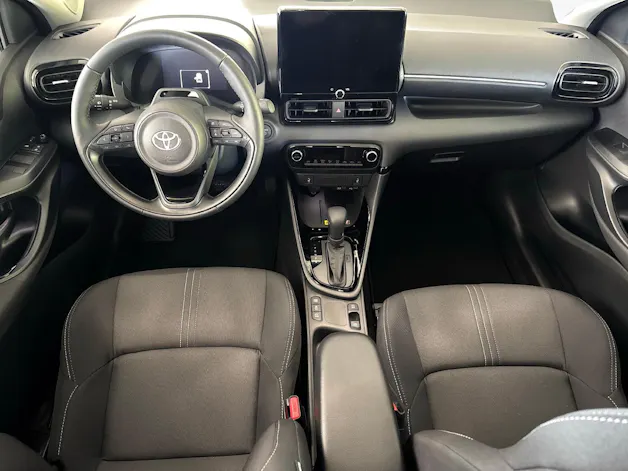 Toyota Yaris 1.5 VVT-i HSD Trend