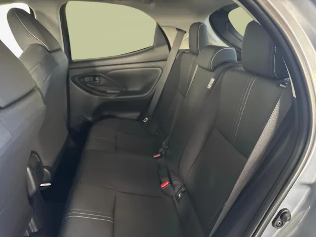 Toyota Yaris 1.5 VVT-i HSD Trend