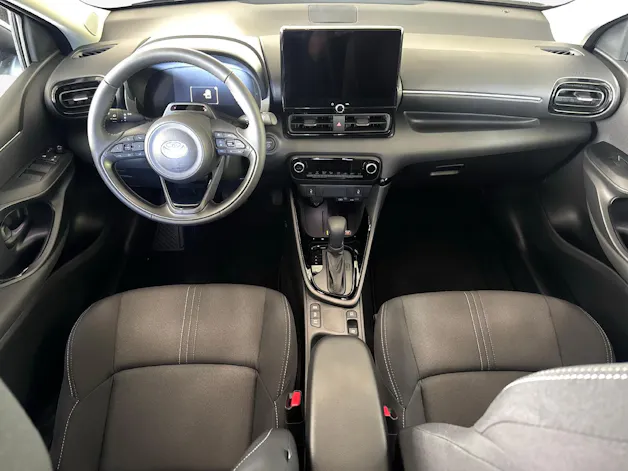 Toyota Yaris 1.5 VVT-i HSD Trend