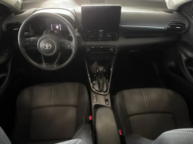 Toyota Yaris 1.5 VVT-i HSD Trend