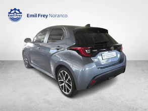 https://vehicle.imgix.net/4364255/ce272eff-ac79-47e0-926c-72cb04e2e8d2.jpg