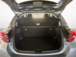 Toyota Yaris 1.5 VVT-i HSD Trend