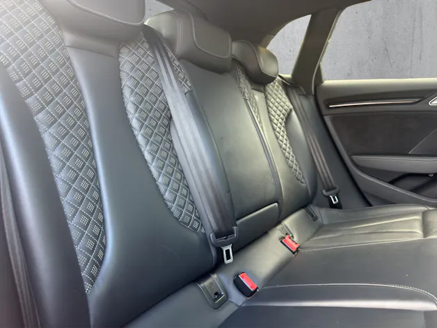 Audi RS3 Sportback 2.5 T FSI quattro S-Tronic