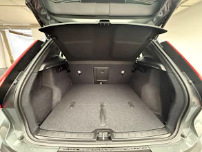 https://vehicle.imgix.net/4364319/38a838d6-44d5-491b-ad1e-005b95582598.jpg