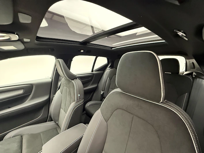 Fahrzeugbild VOLVO EX40