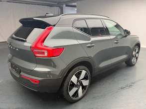 https://vehicle.imgix.net/4364319/603e6078-b784-445c-b205-faffbb58635a.jpg