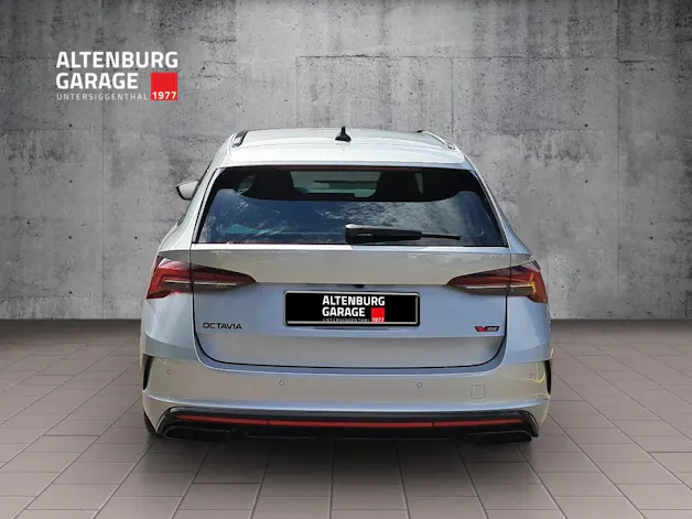 Škoda Octavia Combi 2.0 TSI RS DSG 265 PS