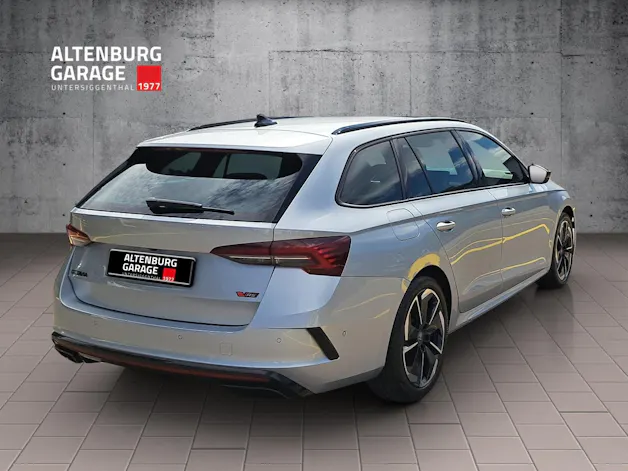 Škoda Octavia Combi 2.0 TSI RS DSG 265 PS