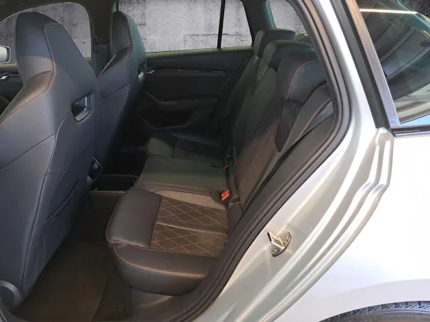 Škoda Octavia Combi 2.0 TSI RS DSG 265 PS