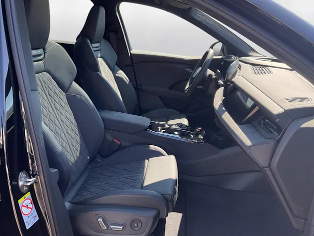 AUDI SQ6 e-tron quattro