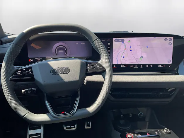 AUDI SQ6 e-tron quattro