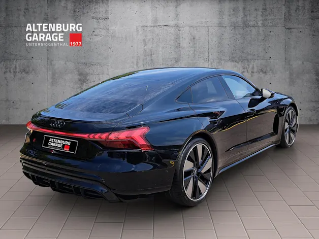 AUDI RS e-tron GT quattro Carbon Optik