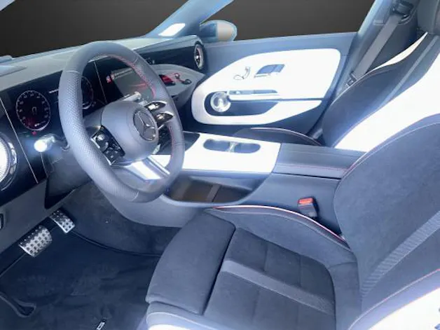 Mercedes-Benz CLA SB 220 4M 8G-DCT