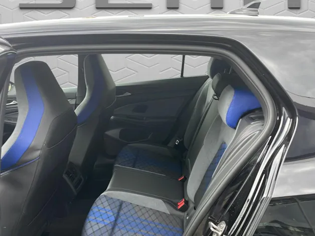 VW Golf 2.0 TSI R DSG 4Motion R Performance