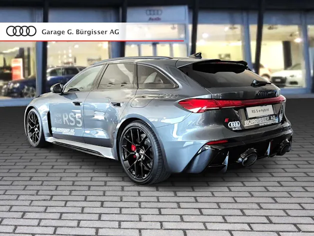 Audi RS 5 Avant TFSI 470 kW Tiptronic quattro Daytonagrau Perleffekt