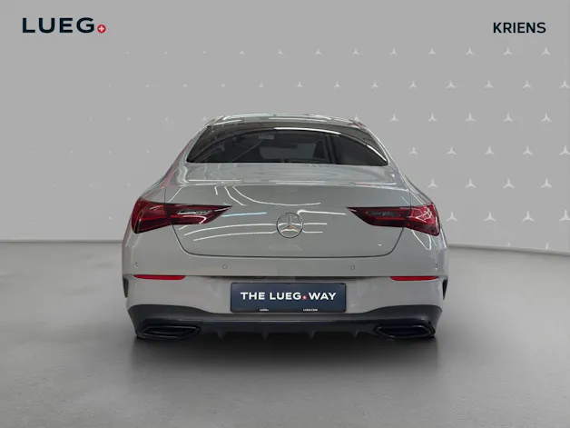 Mercedes-Benz CLA 220 4M - AMG / DISTRONIC / 360 Grad Kamera / Soundsystem
