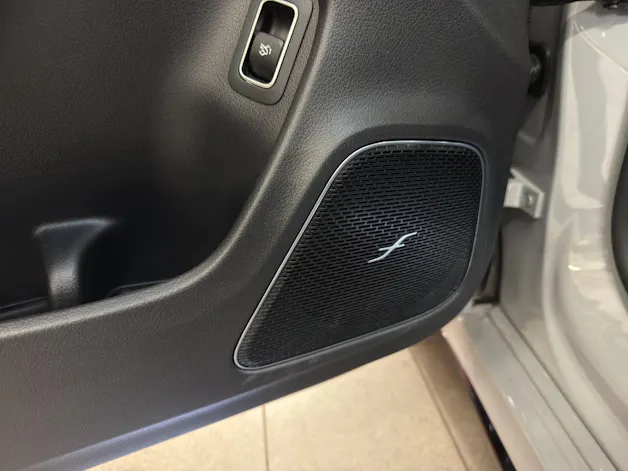 Mercedes-Benz CLA 220 4M - AMG / DISTRONIC / 360 Grad Kamera / Soundsystem