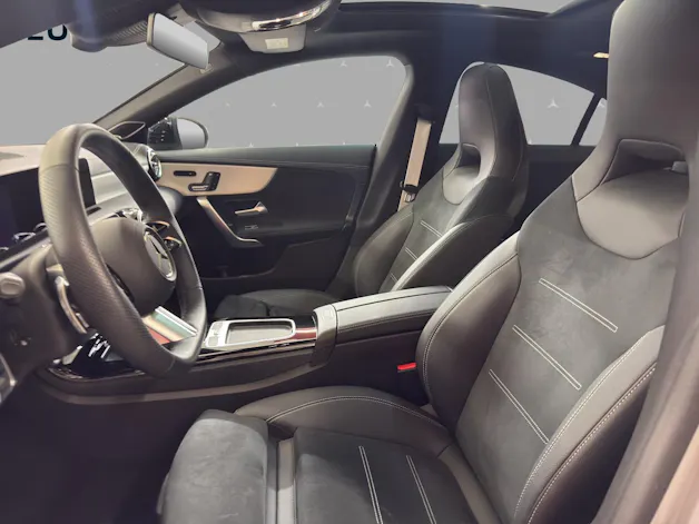 Mercedes-Benz CLA 220 4M - AMG / DISTRONIC / 360 Grad Kamera / Soundsystem
