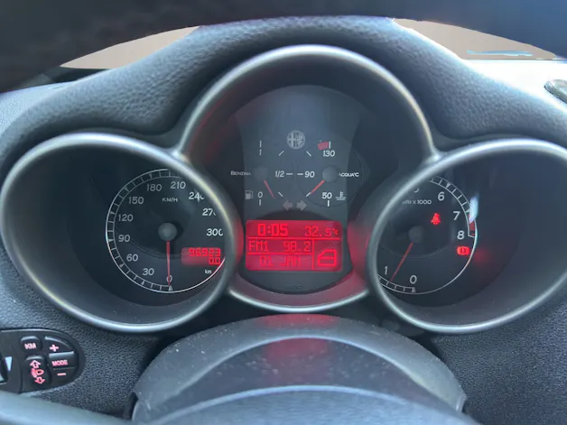 Alfa Romeo 147 3.2 GTA