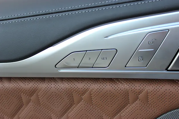 BMW M8 xDrive M Competition Cabrio